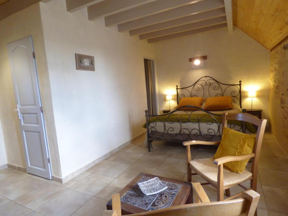 Britavit Bed and Breakfast Saint-Avit-Sénieur Εξωτερικό φωτογραφία